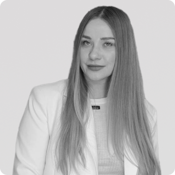 Кравцова Ксенія